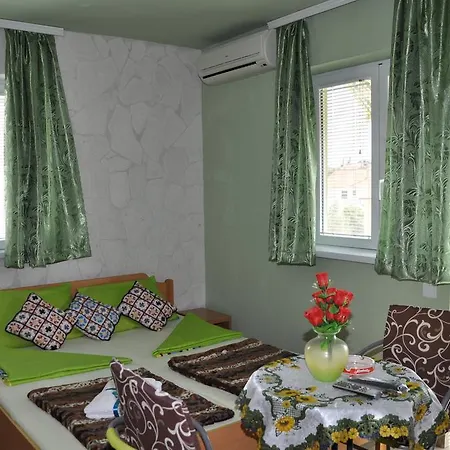 House Lovric Pensjonat 3*