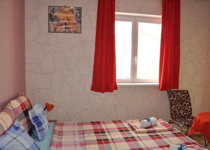 House Lovric 3*