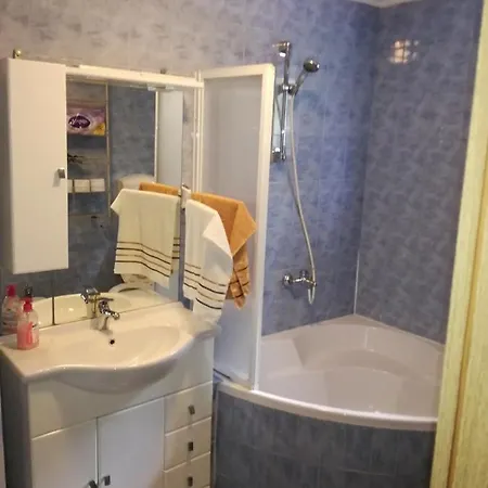 House Lovric Биоград-на-Мору