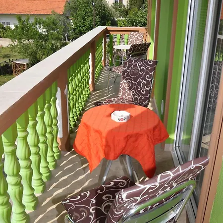 House Lovric Биоград-на-Мору