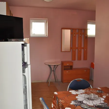 House Lovric Гостевой дом 3*