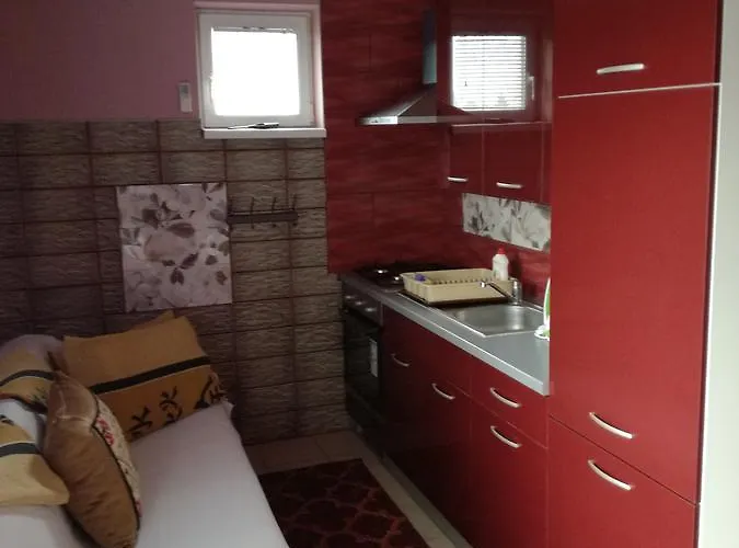 House Lovric Vendégház 3*